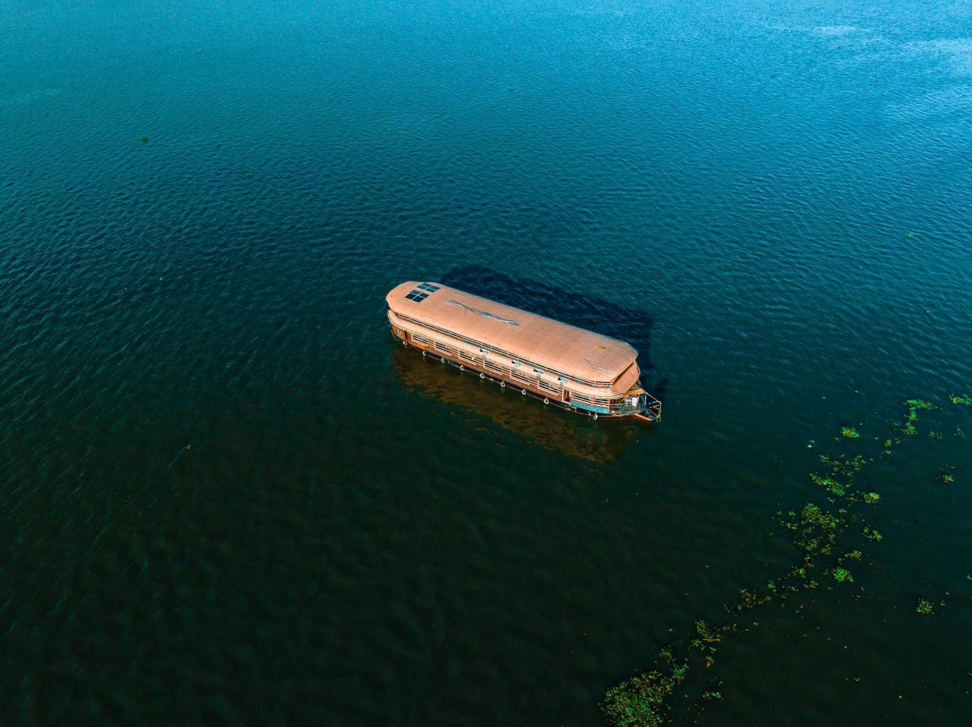 Venice Premium Houseboats Alleppey Alappuzha Exteriör bild