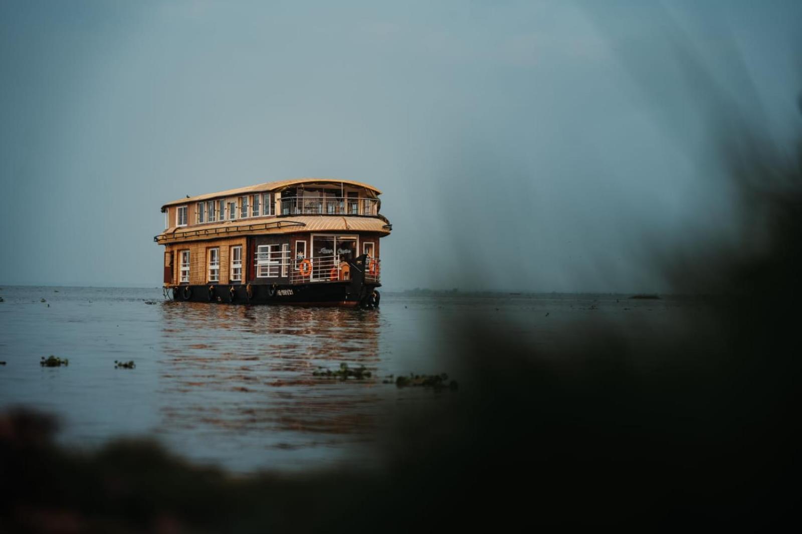 Venice Premium Houseboats Alleppey Alappuzha Exteriör bild